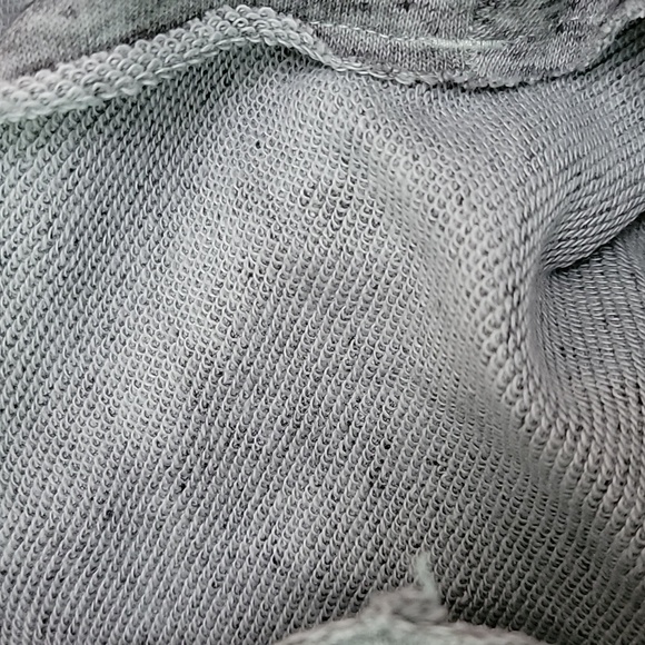 Under Armour gray sweat shorts small nwt - Picture 3 of 3